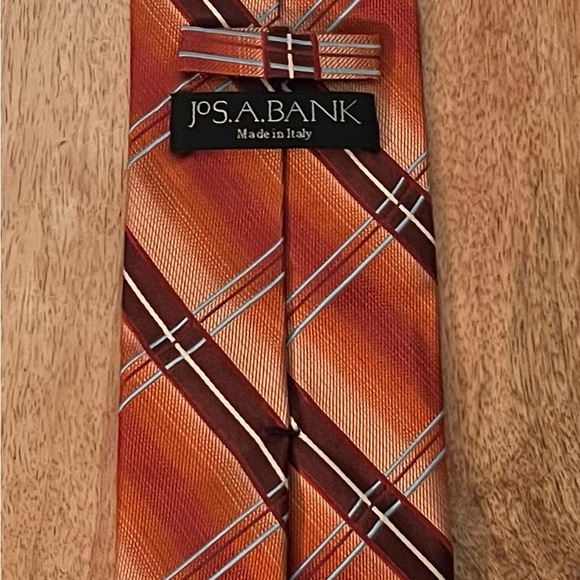 JOS A. BANK MEN’S RUST, BROWN, BLUE, & WHITE 100% SILK NECKTIE/PRE-OWNED/AUTUMN! - Picture 2 of 2